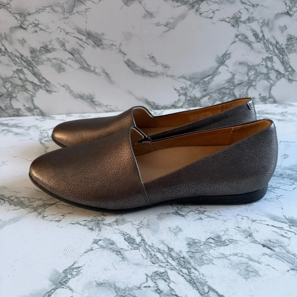 Dansko Women 40 US 9-9.5 Larisa Shoe Comfort Slip On Metallic Silver Pointed Toe - Picture 3 of 7